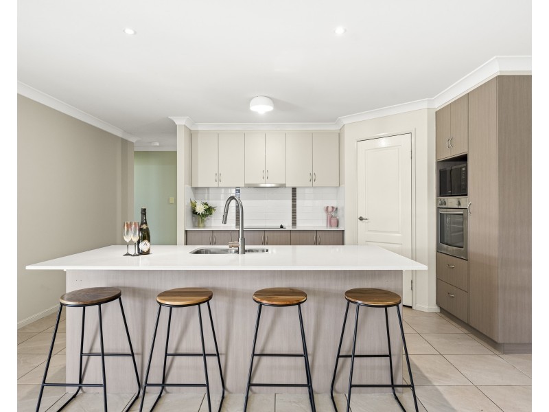34 Shoesmith Road, Westbrook QLD 4350