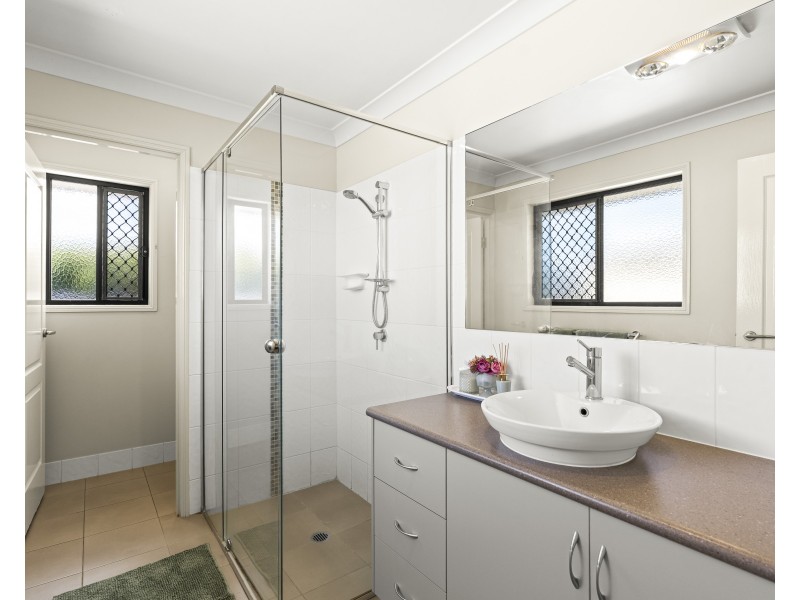 34 Shoesmith Road, Westbrook QLD 4350