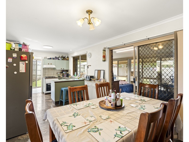 2 Satinwood Court, Glenvale QLD 4350