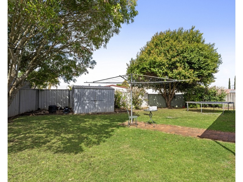 2 Satinwood Court, Glenvale QLD 4350