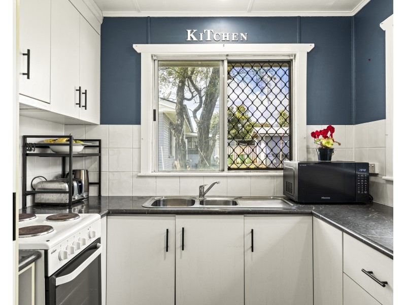 68 Buckland Street, Harristown QLD 4350