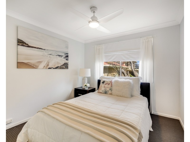 Unit 3/19 Noll Street, Kearneys Spring QLD 4350