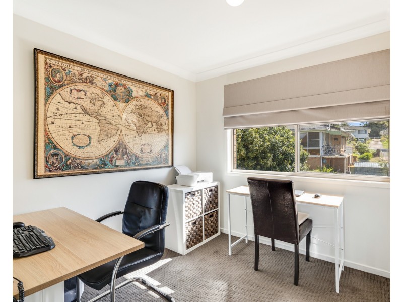 Unit 3/19 Noll Street, Kearneys Spring QLD 4350