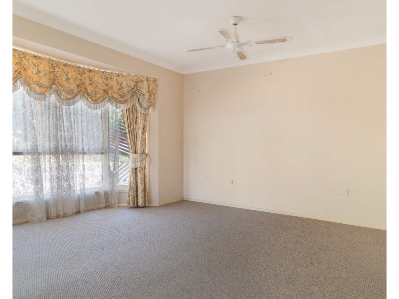 1 Cardinal Court, Warwick QLD 4370