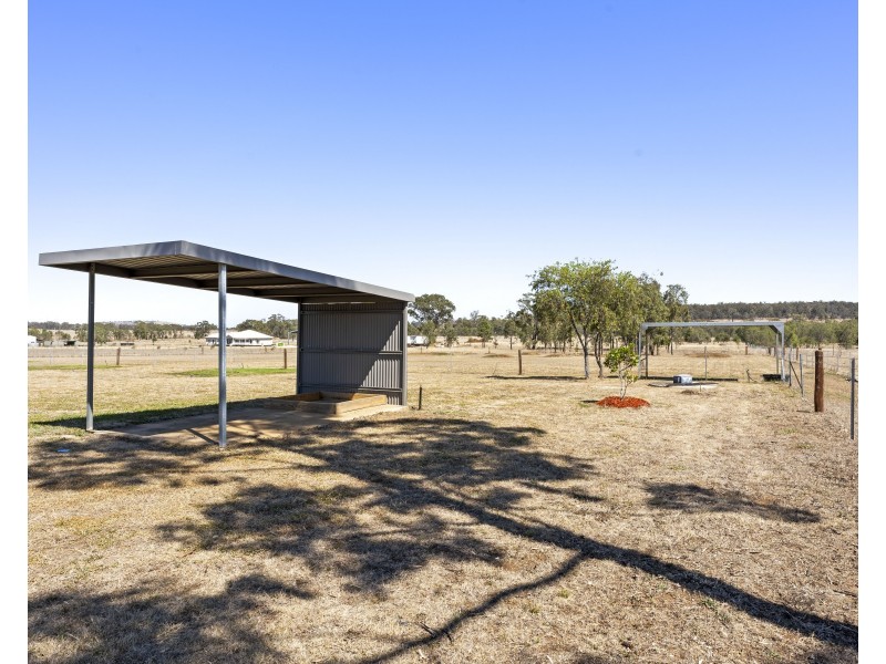 161 Mocatta Street, Goombungee QLD 4354