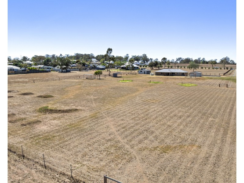 161 Mocatta Street, Goombungee QLD 4354