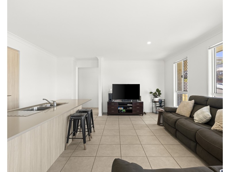 23 Wandsworth Street, Cranley QLD 4350