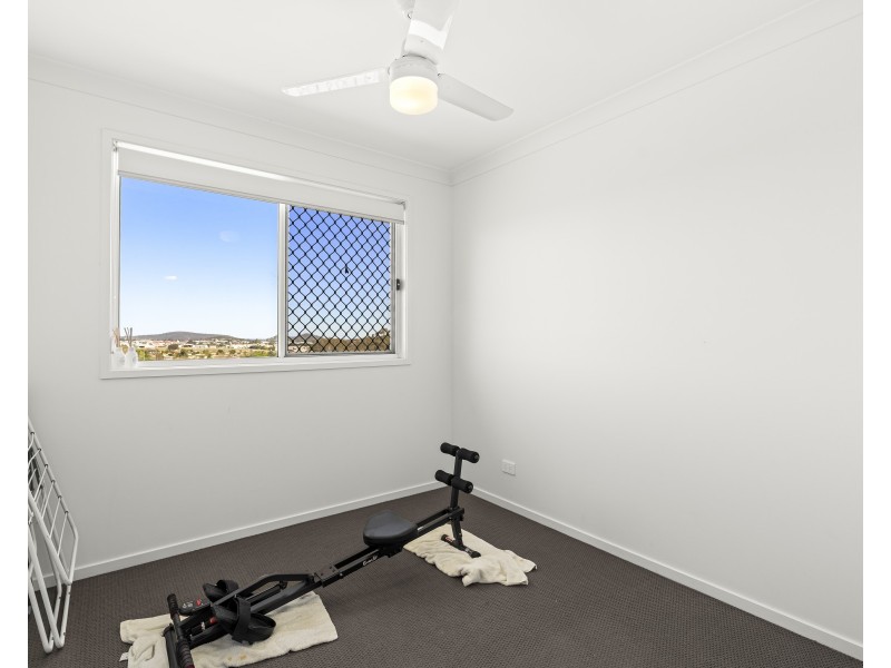 23 Wandsworth Street, Cranley QLD 4350