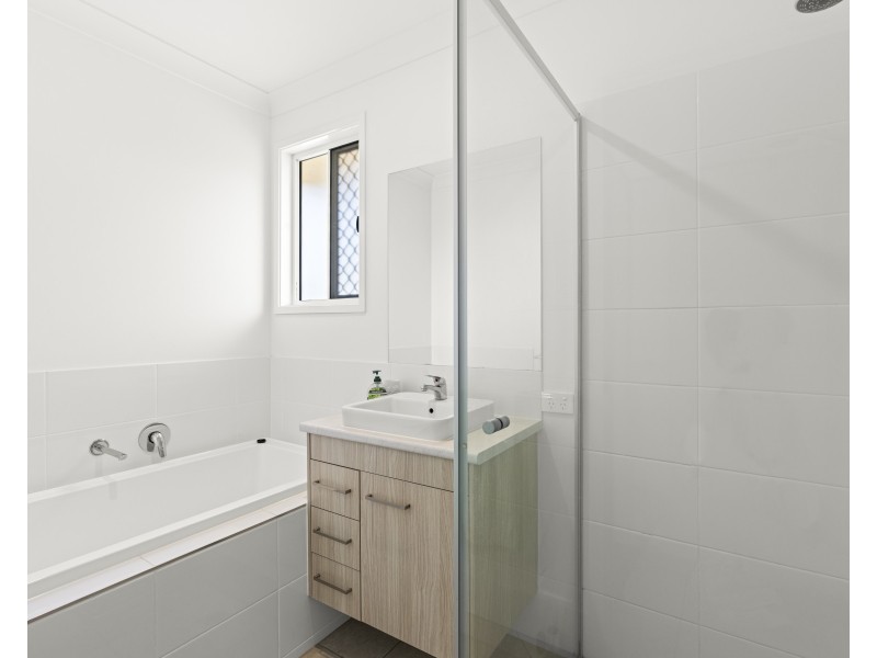 23 Wandsworth Street, Cranley QLD 4350