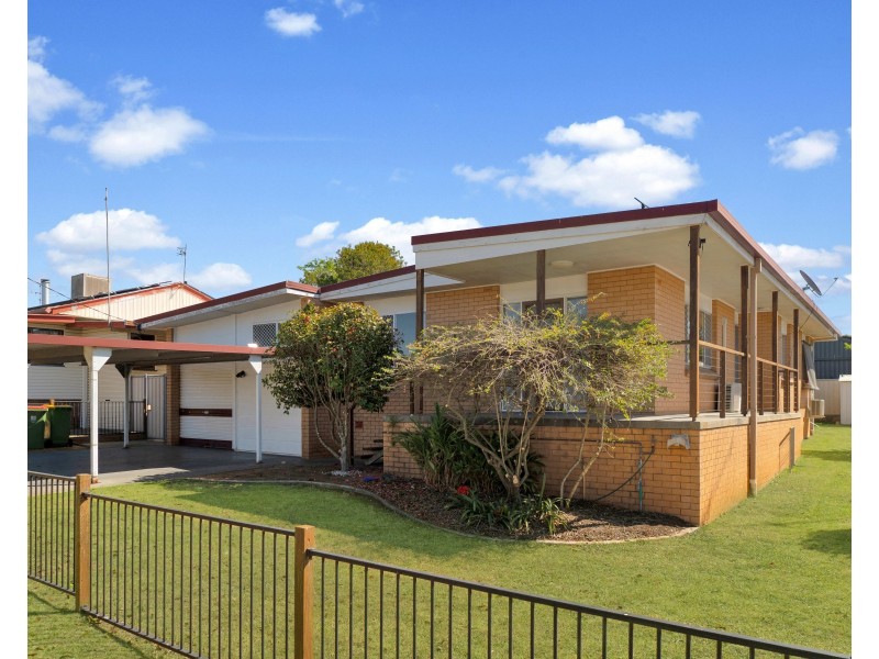 13 Leawarra Street, Wilsonton QLD 4350
