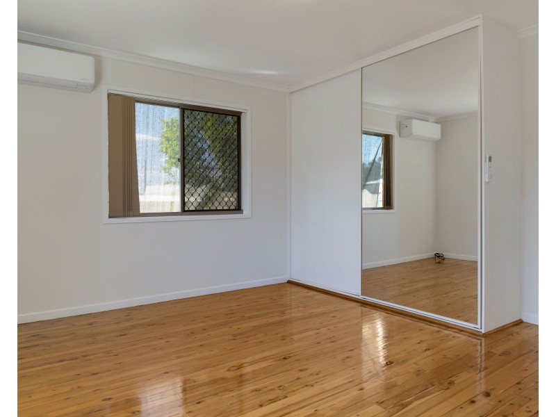 13 Leawarra Street, Wilsonton QLD 4350