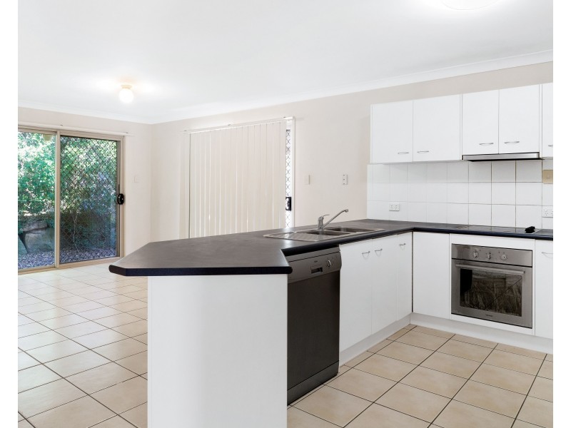 16 Bulloo Street, Glenvale QLD 4350