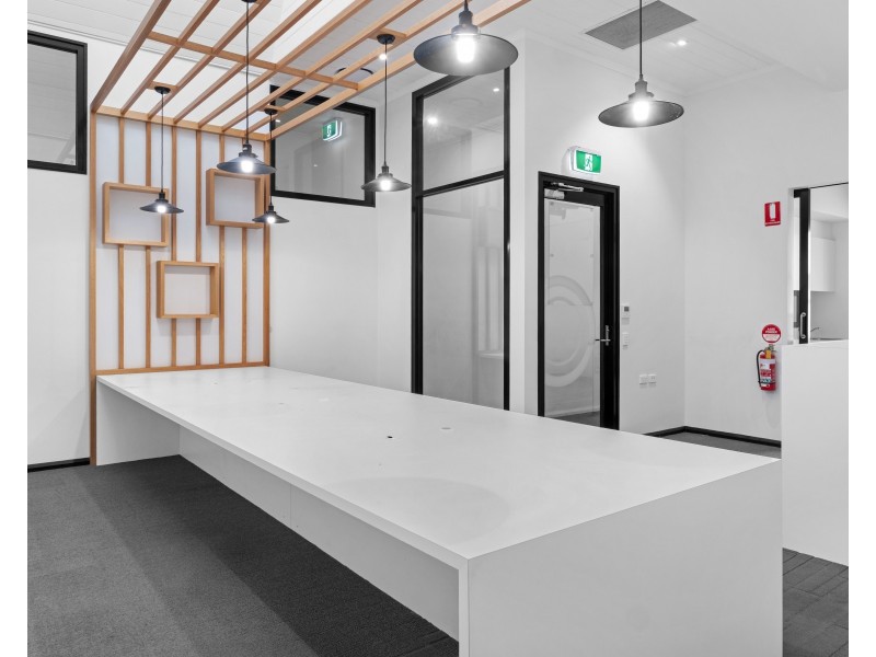 Suite 13/486 Ruthven Street, Toowoomba City QLD 4350