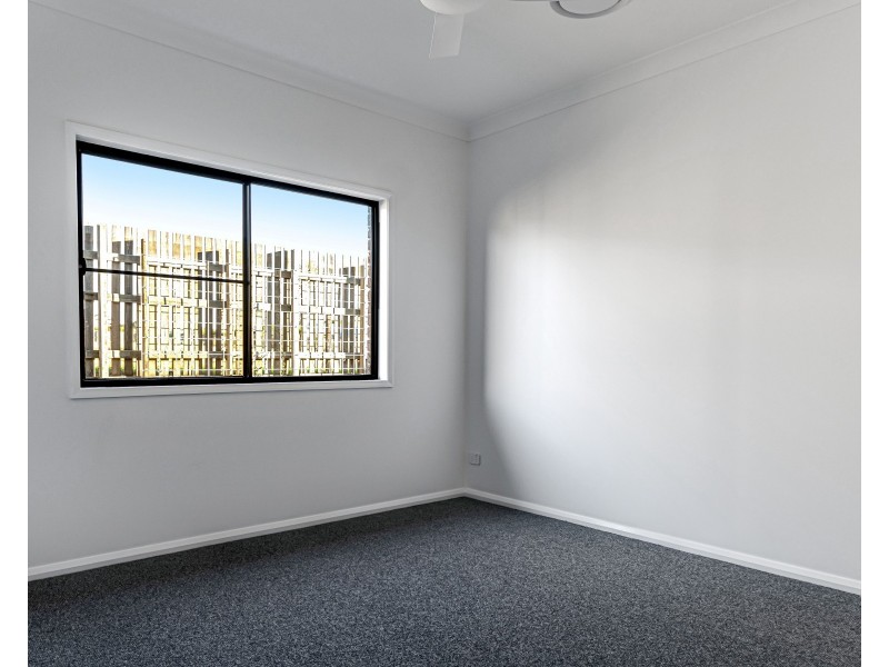 Unit 4/4 Pyrenees Close, Middle Ridge QLD 4350