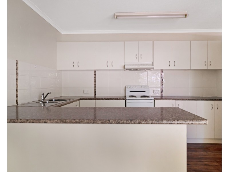 Unit 2/6 Scott Street, East Toowoomba QLD 4350