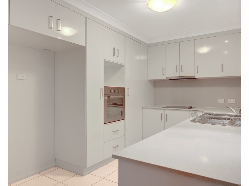 2 Bronzewing Drive, Highfields QLD 4352