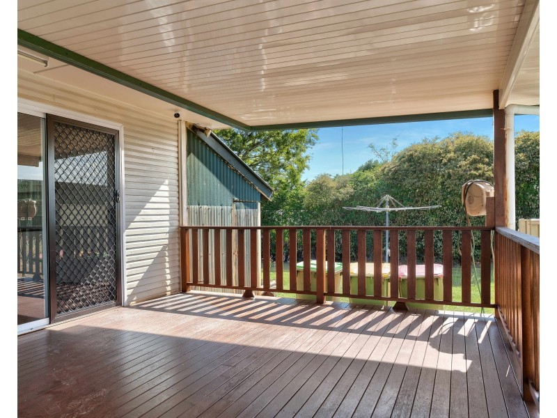 813 Ruthven Street, Kearneys Spring QLD 4350
