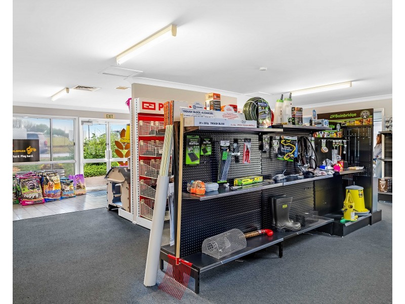 105 McDougall Street, Wilsonton QLD 4350