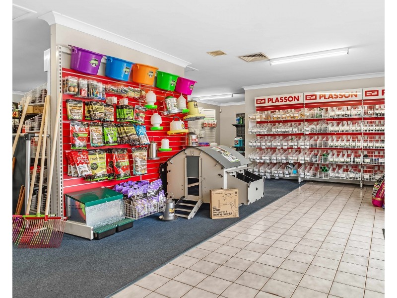 105 McDougall Street, Wilsonton QLD 4350