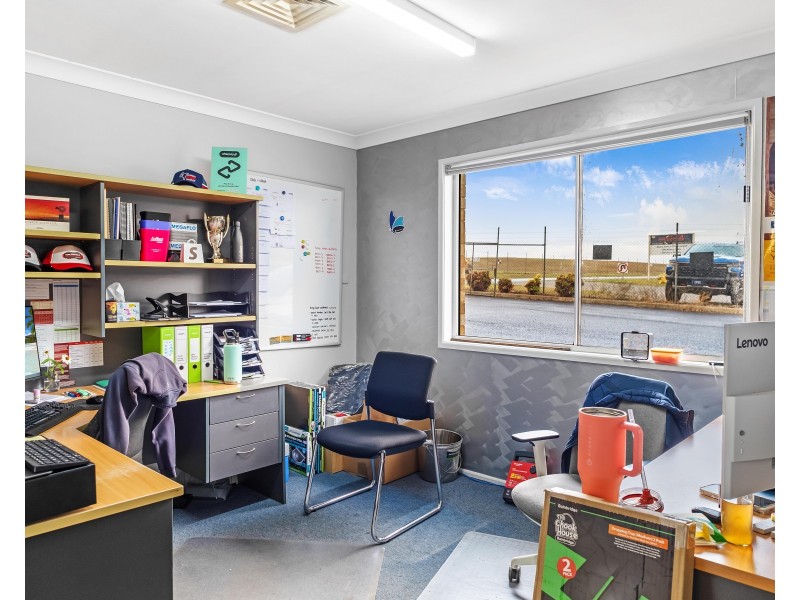 105 McDougall Street, Wilsonton QLD 4350