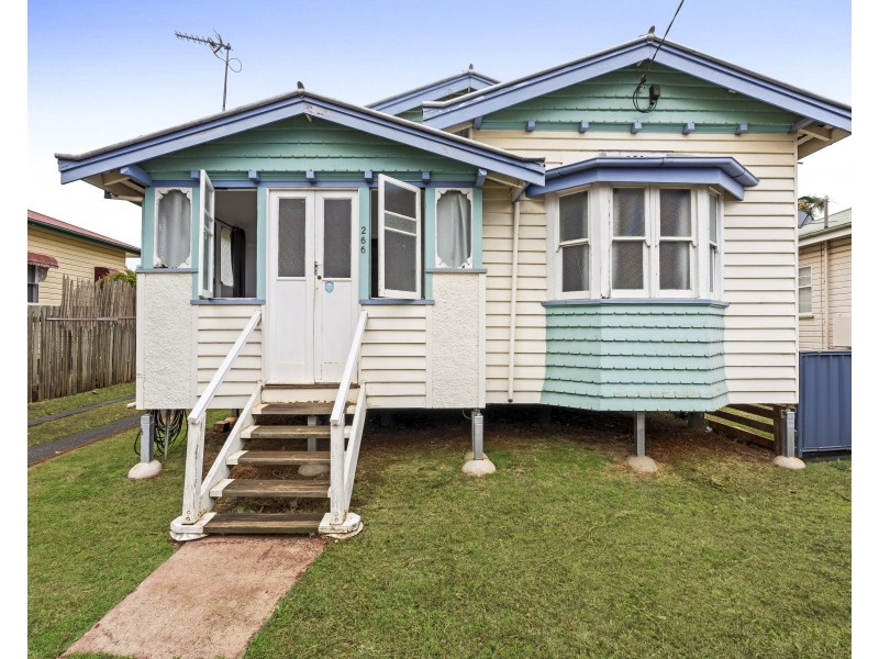 266 Bridge Street, Newtown QLD 4350