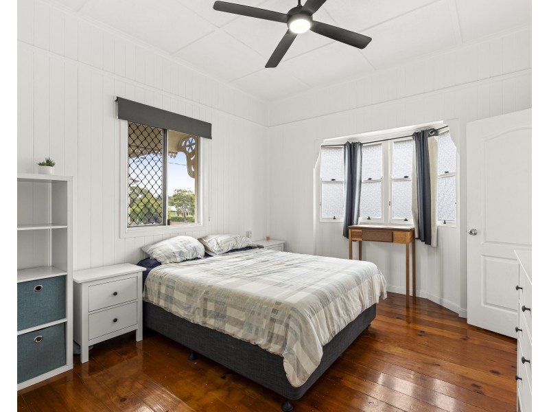 266 Bridge Street, Newtown QLD 4350