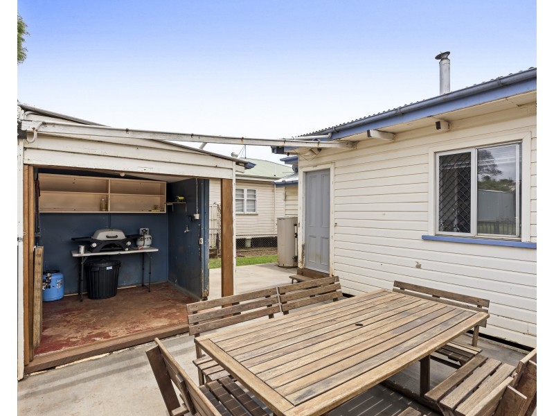 266 Bridge Street, Newtown QLD 4350