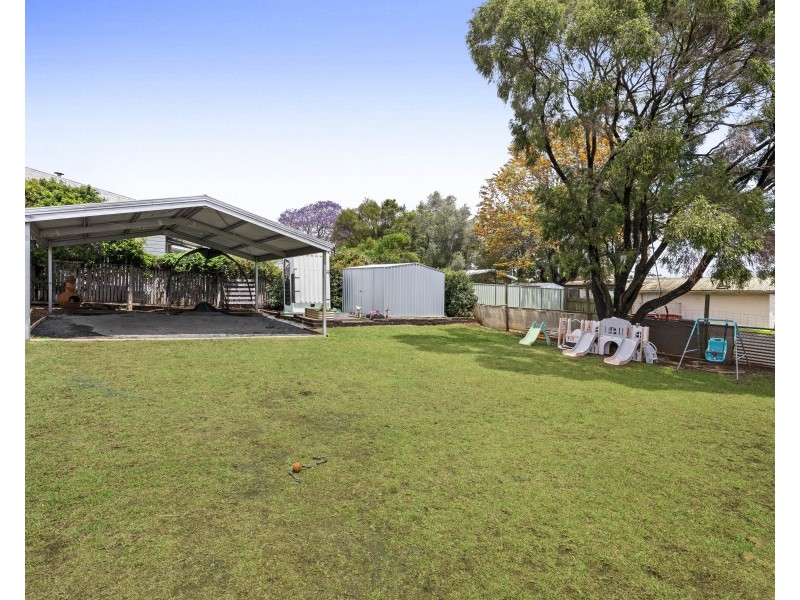266 Bridge Street, Newtown QLD 4350