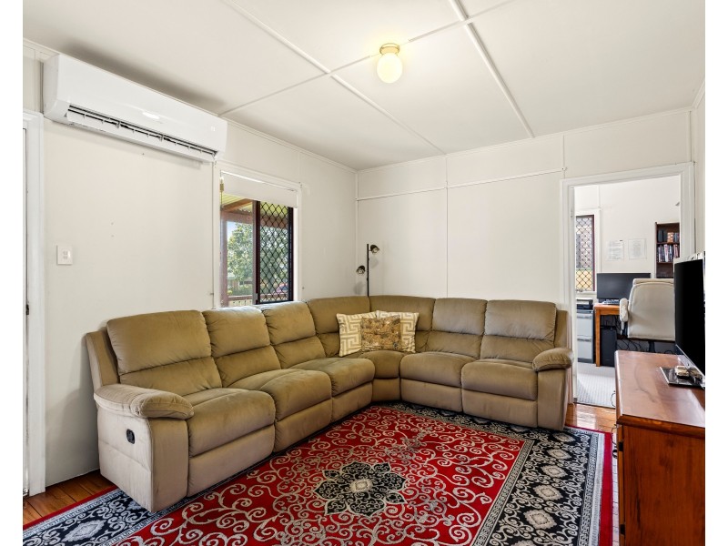 24 Weetwood Street, Newtown QLD 4350