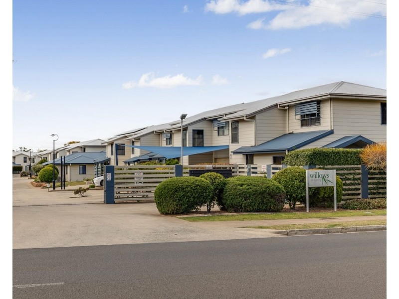 Unit 28/337 Spring Street, Kearneys Spring QLD 4350