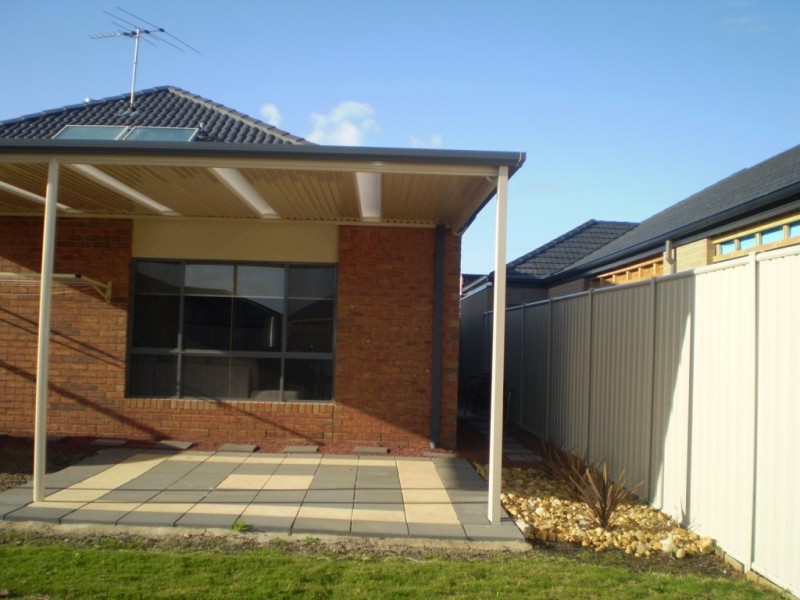 30 Howards Way, Point Cook VIC 3030