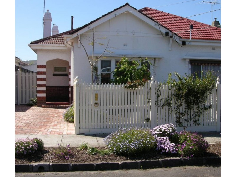 13 Larch Street, Caulfield South VIC 3162