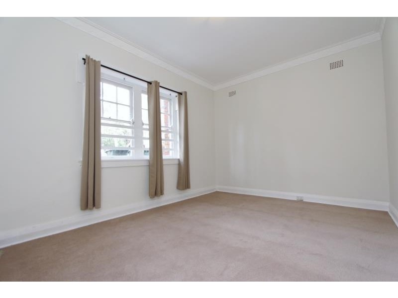 2/76 Curlewis Street, Bondi Beach NSW 2026