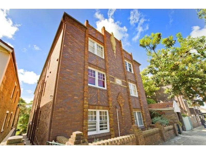 2/76 Curlewis Street, Bondi Beach NSW 2026