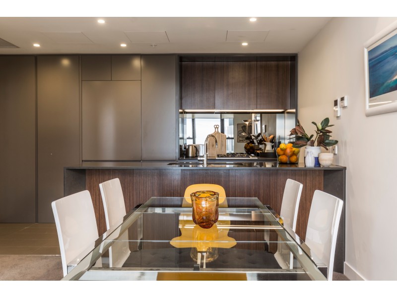 1602/2-6 Ebsworth Street, Zetland NSW 2017