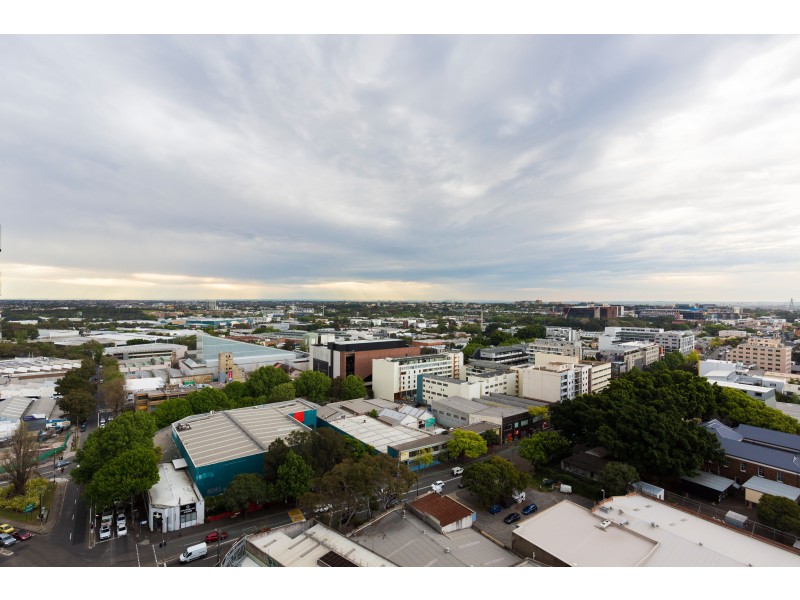 1602/2-6 Ebsworth Street, Zetland NSW 2017