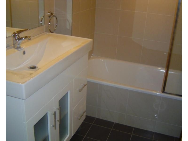 2/11A Flood Street, Bondi NSW 2026