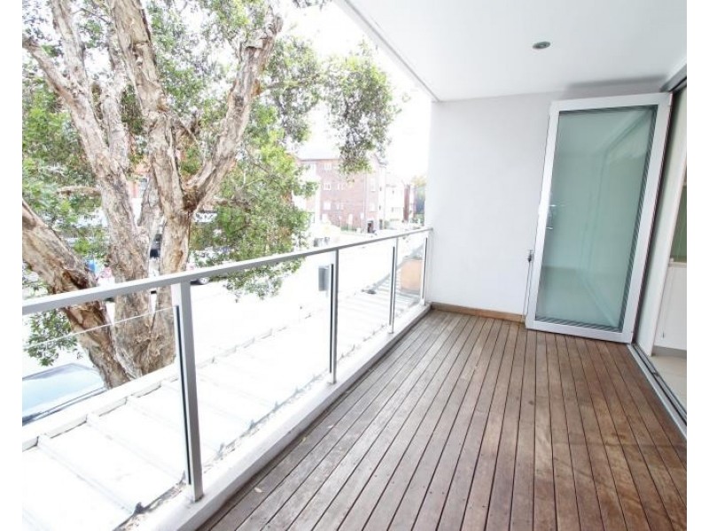 2/154 Glenayr Avenue, Bondi Beach NSW 2026