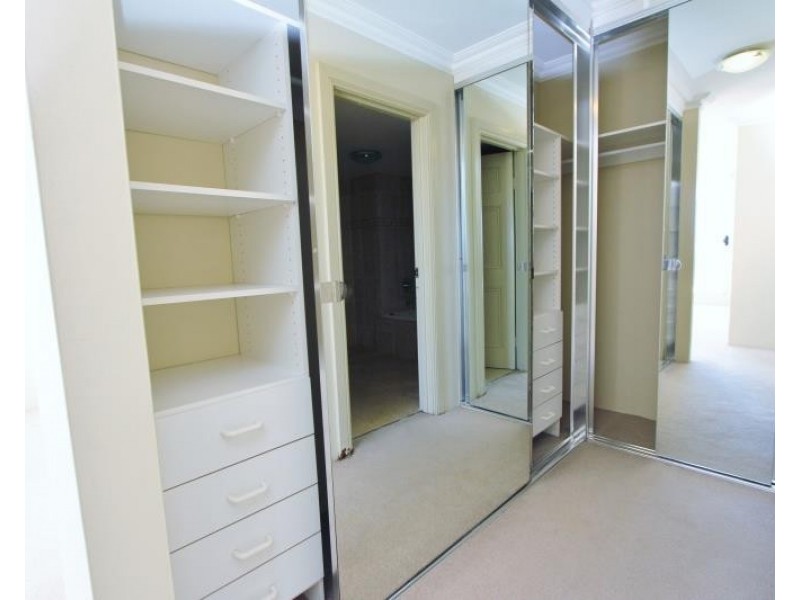 902/56a-62 Penkivil Street, Bondi NSW 2026