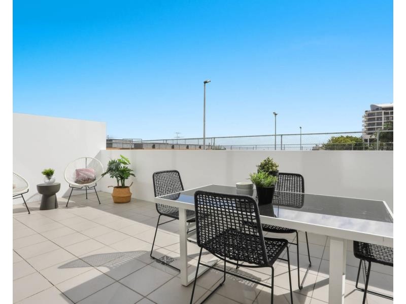 402/80 Ebley Street, Bondi Junction NSW 2022