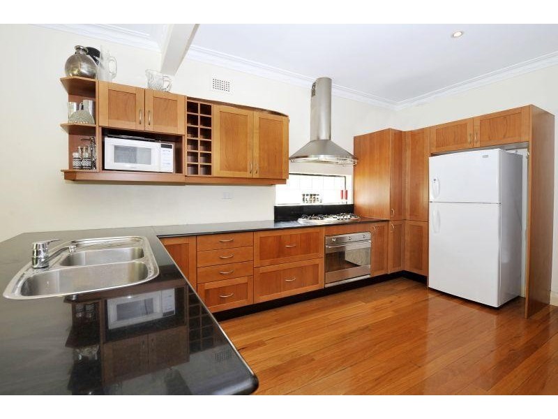 7 Brown Avenue, Botany NSW 2019