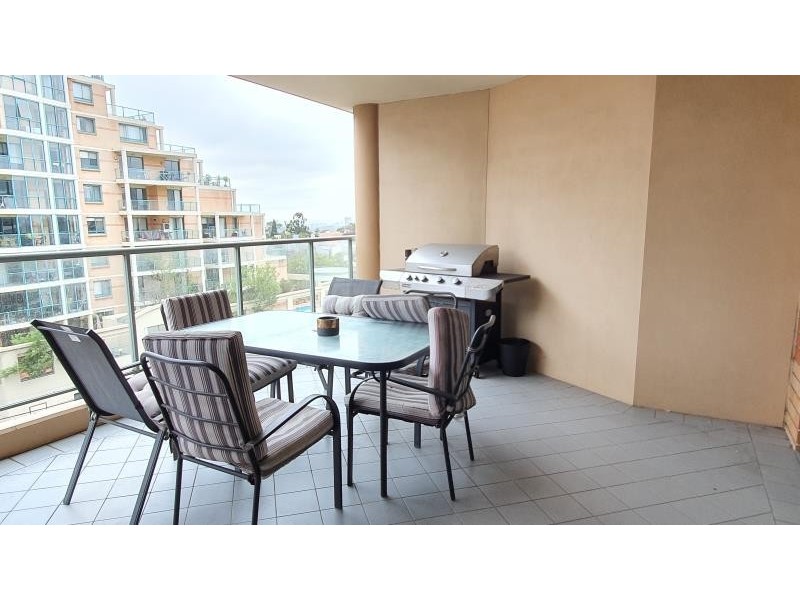 8 Spring Street, Bondi Junction NSW 2022