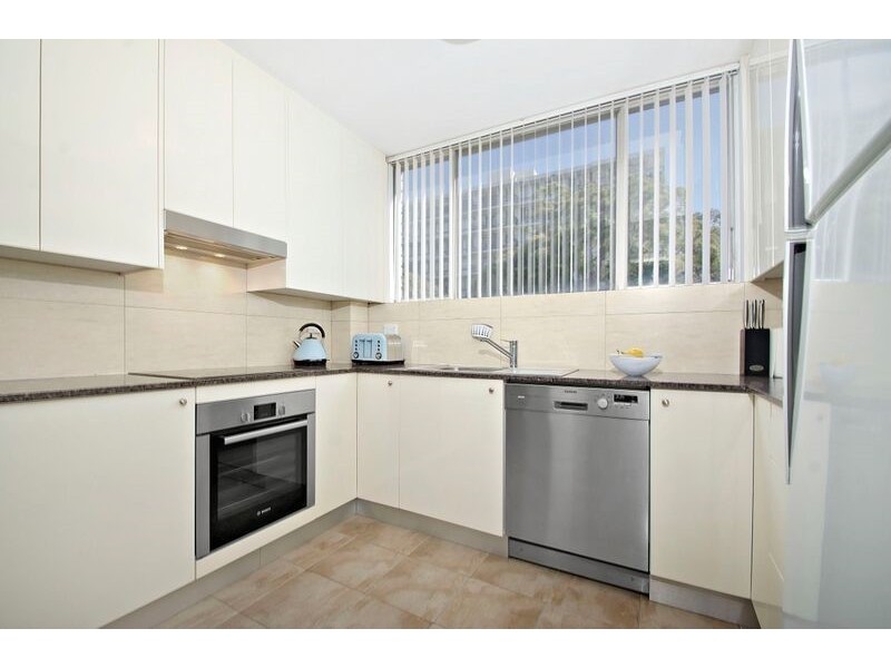 2/54 Penkivil Street, Bondi NSW 2026