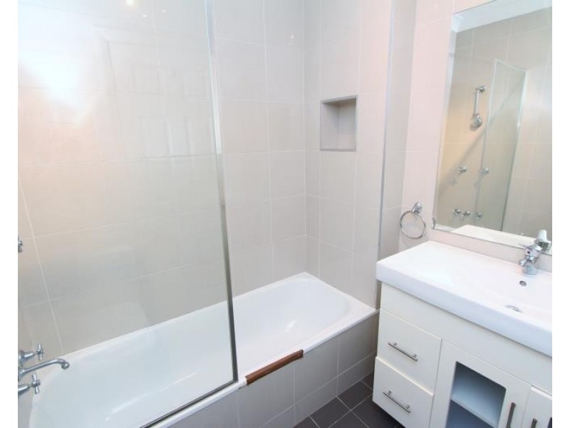 1/11a Flood Street, Bondi NSW 2026