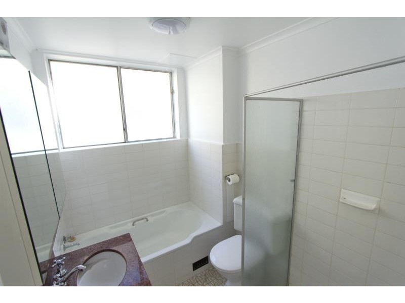 2/19 Illawong Avenue, Tamarama NSW 2026