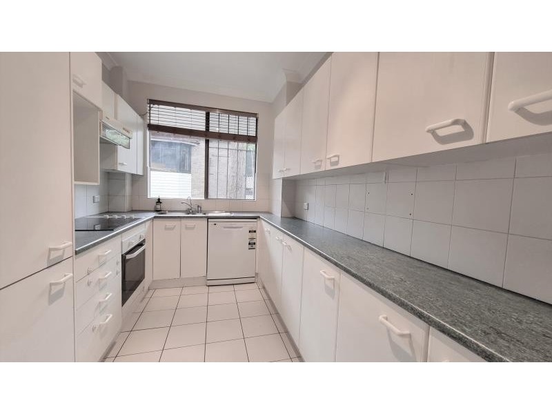 11/49 Albion Street, Waverley NSW 2024
