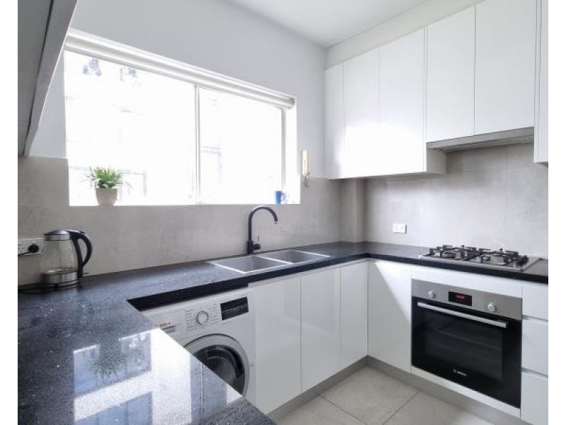 8/24 Ocean Street, Bondi NSW 2026