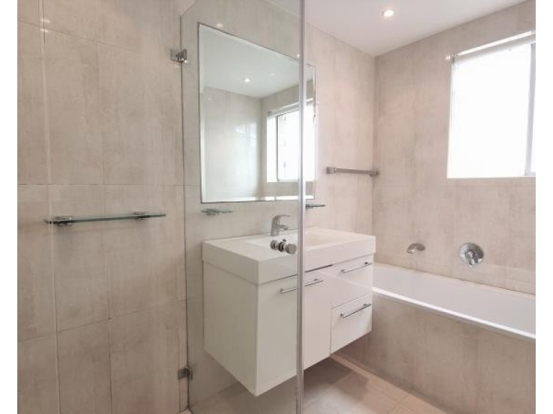 8/24 Ocean Street, Bondi NSW 2026