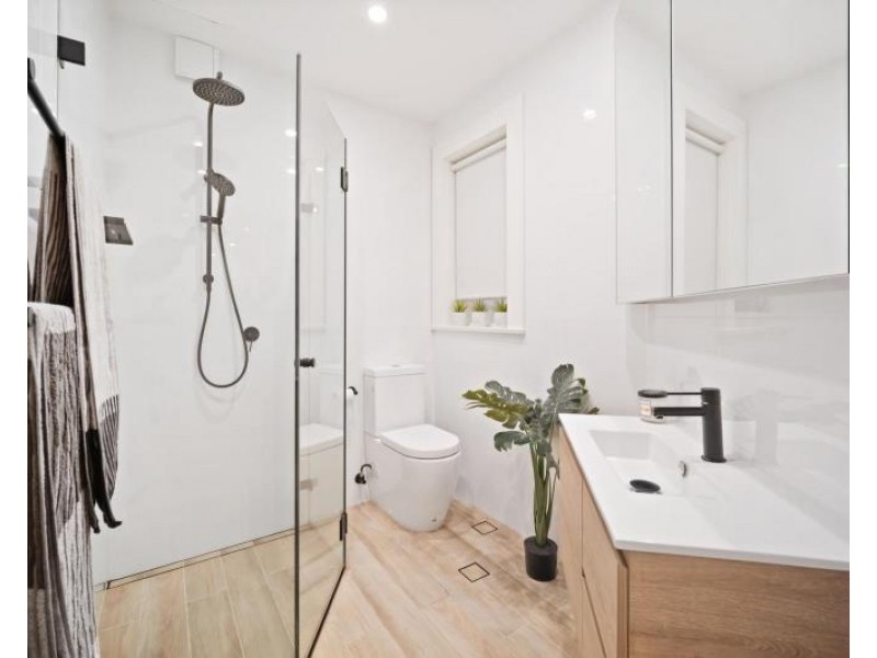 2/1a Caledonian Road, Rose Bay NSW 2029