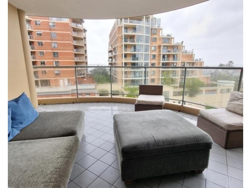 8 Spring Street, Bondi Junction NSW 2022